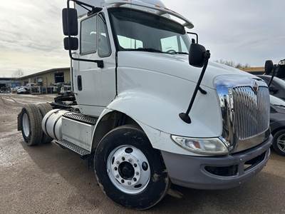 International TranStar 8600 Single Axle Day Cab Truck - N13 430HP, Automatic