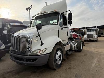 International TranStar 8600 Single Axle Day Cab Truck - 365HP, Automatic