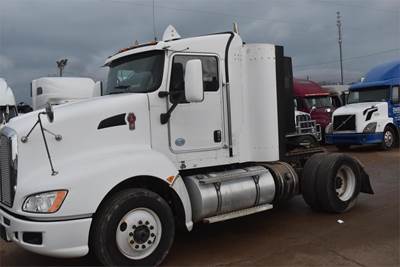 Kenworth T660 Single Axle Day Cab Truck - Paccar 455HP, 10 Speed Manual