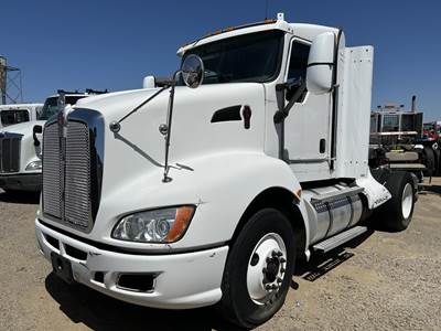 Kenworth T660 Single Axle Day Cab Truck - Cummins 400HP, 10 Speed Ultrashift Amt