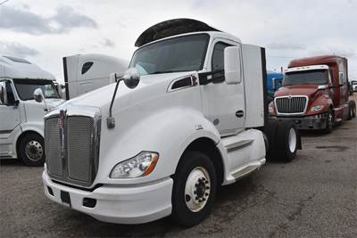 Kenworth T680 Single Axle Day Cab Truck - Cummins 400HP, 10 Speed Ultrashift Amt