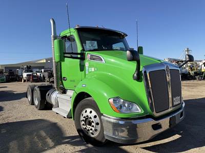 Kenworth T680 Day Cab Truck - Paccar 455HP, 13 Speed Ultrashift Plus Amt