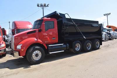 Kenworth T880 Day Cab Truck - Paccar 430HP, Amt
