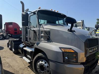 Mack Anthem 64T Day Cab Truck - MP7 425HP, 12 Speed M Drive Amt