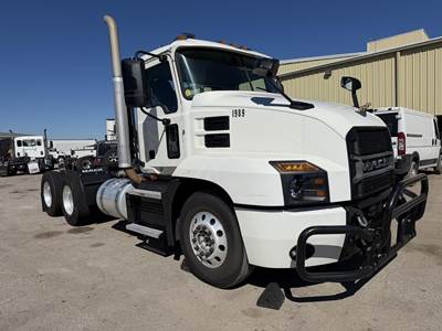 Mack Anthem 64T Day Cab Truck - MP8 485HP, 12 Speed M Drive Amt