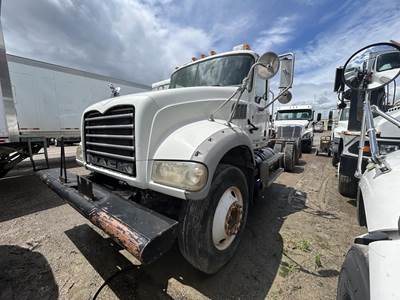 Mack Granite GU713 Day Cab Truck - MP8 455HP, 10 Speed Manual
