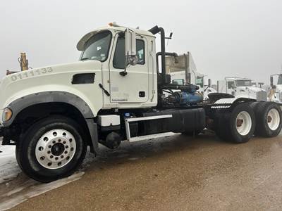 Mack Granite GU713 Day Cab Truck - MP7 395HP, 9 Speed Manual