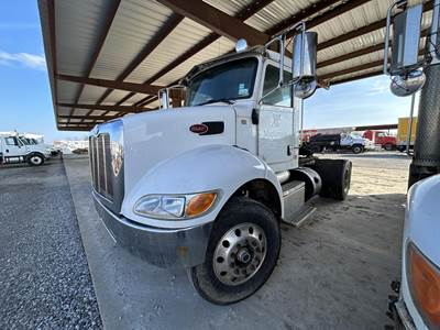 Peterbilt 337 Single Axle Day Cab Truck - Paccar 300HP, Automatic