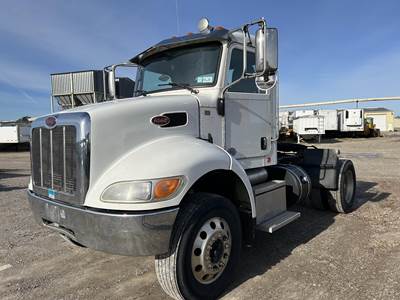 Peterbilt 337 Single Axle Day Cab Truck - Paccar 330HP, Automatic
