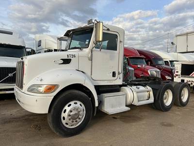 Peterbilt 340 Day Cab Truck - Paccar 330HP, 10 Speed Ultrashift Amt