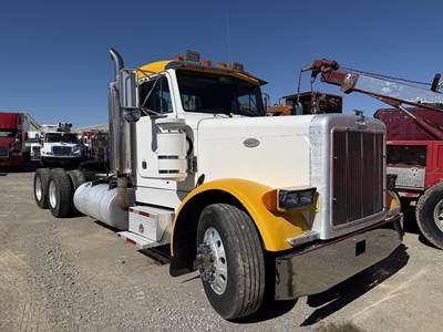 Peterbilt 379 Day Cab Truck - Caterpillar 475HP, 10 Speed Manual