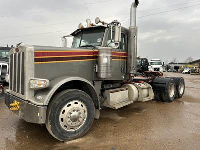Peterbilt 388 Day Cab Truck - Cummins 450HP, 10 Speed Manual
