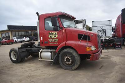 Volvo VNM42T200 Single Axle Day Cab Truck - D12 395HP, 10 Speed Manual