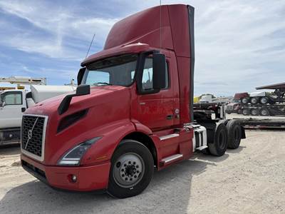 Volvo VNR64T300 Day Cab Truck - D13 405HP, 12 Speed I Shift Amt