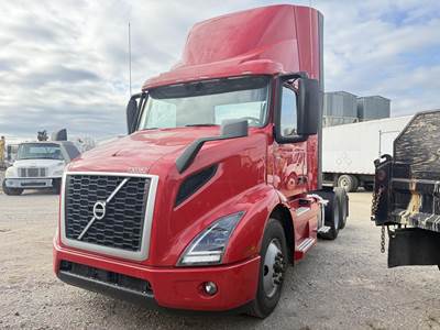 Volvo VNR64T300 Day Cab Truck - D13 405HP, 12 Speed I Shift Amt