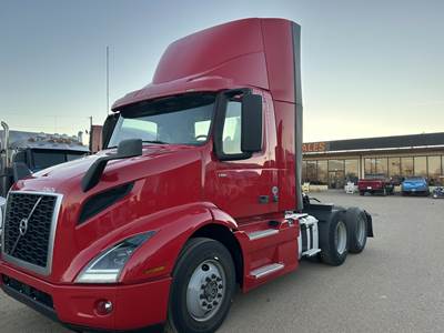 Volvo VNR64T300 Day Cab Truck - D13 405HP, 12 Speed I Shift Amt