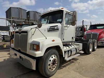 Western Star 4700 Day Cab Truck - Detroit 450HP, 10 Speed Ultrashift Amt
