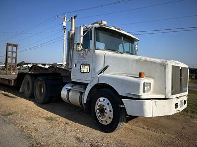 WhiteGMC WG64T Day Cab Truck - Cummins 410HP, 9 Speed Manual