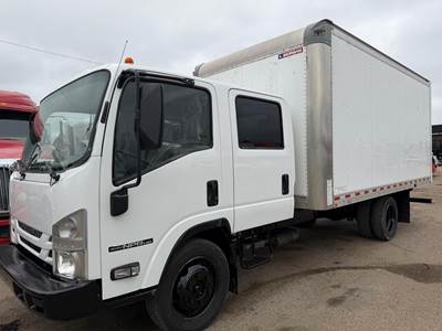 Chevrolet 4500 16 ft Box Truck - Automatic, Roll up Door
