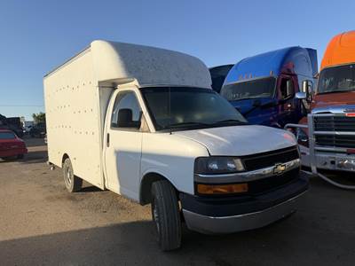 Chevrolet Express 3500 Box Truck - Automatic, Swing Door