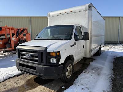 Ford E350 16 ft Box Truck - Automatic, Roll up Door
