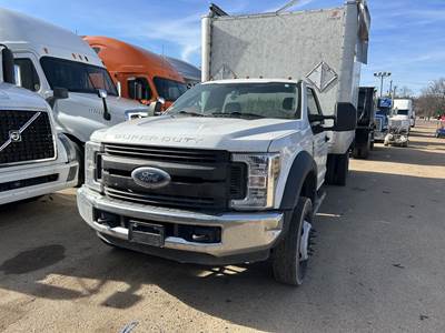 Ford F-450 XL 16 ft Box Truck - Automatic, Roll up Door, Liftgate
