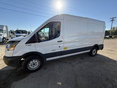 Ford Transit 20 ft Box Truck - 275HP, Automatic