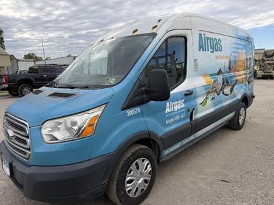 Ford Transit 20 ft Box Truck - 310HP, Automatic, Swing Door