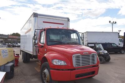 Freightliner M2 106 24 ft Box Truck - 240HP, 6 Speed Manual, Roll up Door
