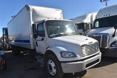 Freightliner M2 106 24 ft Box Truck - 240HP, Automatic, Roll up Door