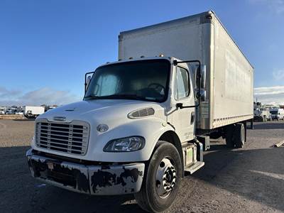 Freightliner M2 106 26 ft Box Truck - 240HP, Automatic, Roll up Door