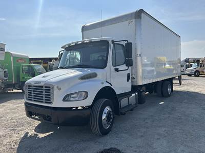 Freightliner M2 106 20 ft Box Truck - 240HP, Automatic, Swing Door