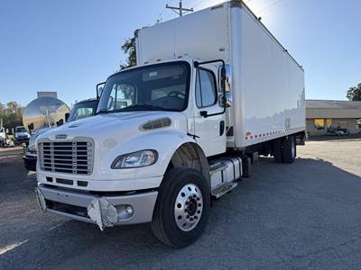 Freightliner M2 106 28 ft Box Truck - 330HP, Automatic, Roll up Door, Liftgate