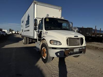 Freightliner M2 106 26 ft Box Truck - 220HP, Automatic, Roll up Door, Liftgate