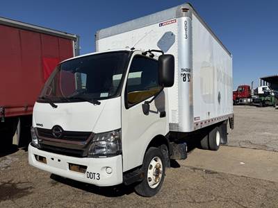 Hino 155 16 ft Box Truck - 195HP, Automatic, Roll up Door, Liftgate