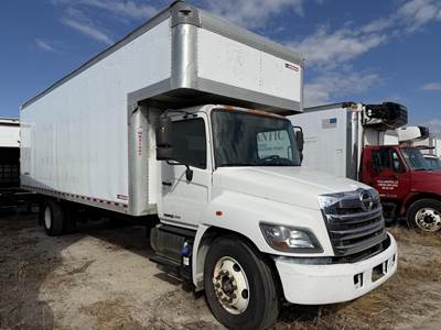 Hino 268 26 ft Box Truck - 240HP, Automatic, Swing Door