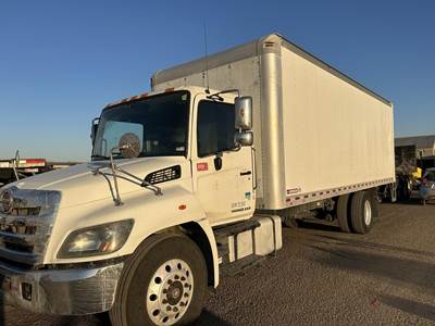 Hino 338 24 ft Box Truck - 250HP, Automatic, Roll up Door, Liftgate