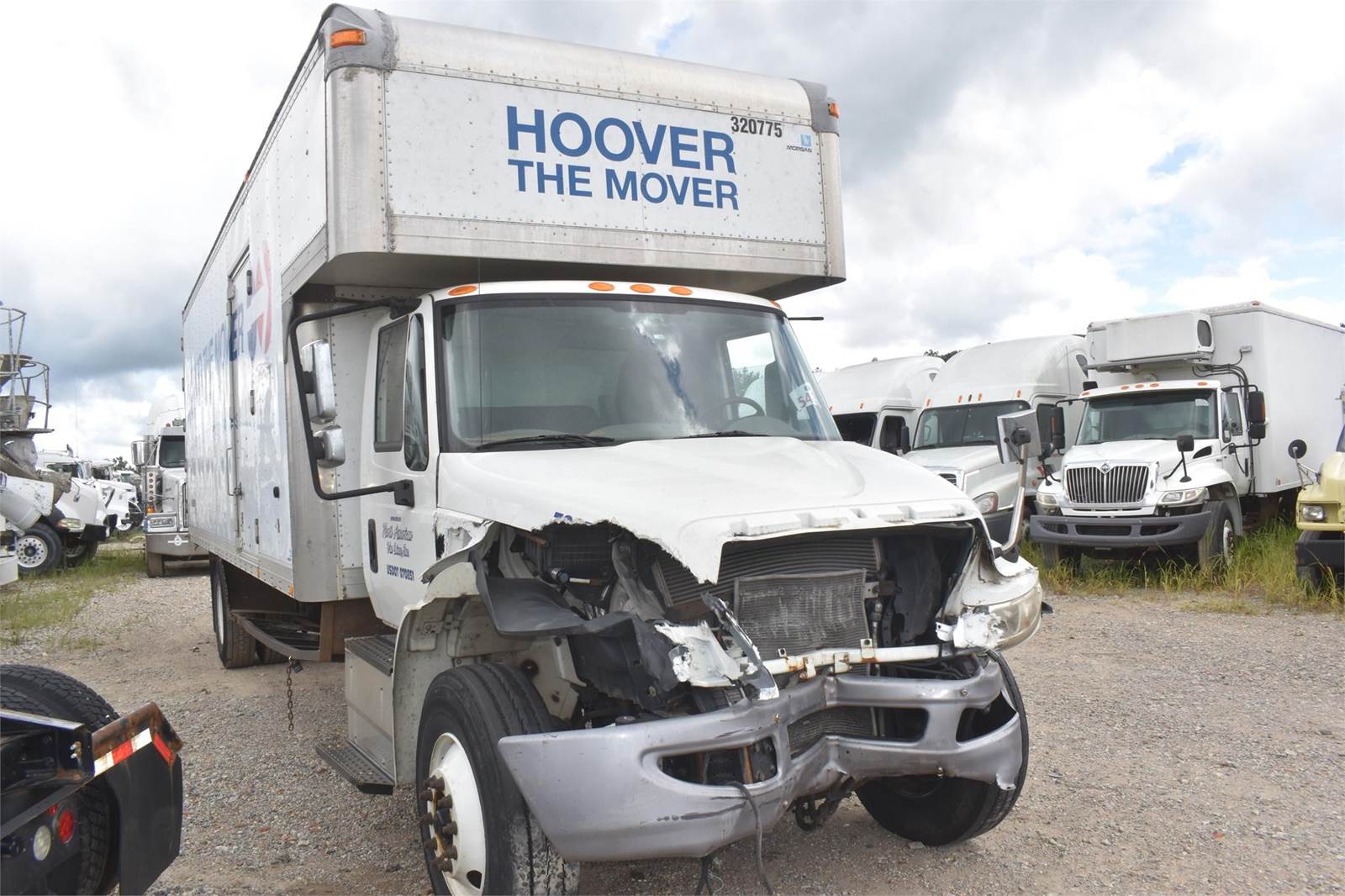 2017 International DuraStar 4300 24 ft Box Truck 230HP, Automatic For