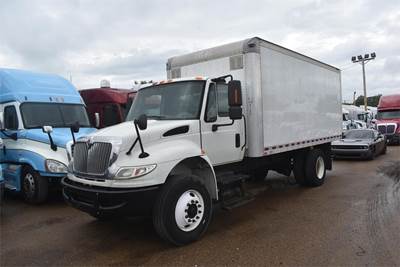 International DuraStar 4300 16 ft Box Truck - 230HP, Automatic, Roll up Door