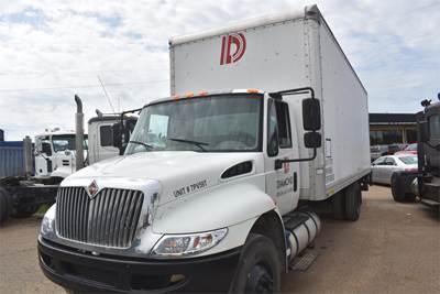 International DuraStar 4300 26 ft Box Truck - 260HP, Automatic, Roll up Door, Liftgate