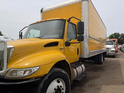 International MV 26 ft Box Truck - 260HP, Automatic, Roll up Door