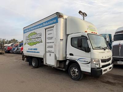 Mitsubishi Fuso FE160 18 ft Box Truck - Automatic, Roll up Door, Liftgate