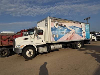 Peterbilt 337 26 ft Box Truck - 330HP, Automatic, Roll up Door, Liftgate