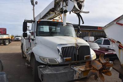 International DuraStar 4300 Single Axle Digger Derrick Truck - Automatic, 2010 Altec D947TR Digger Derrick