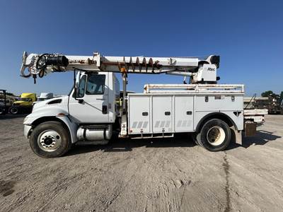 International DuraStar 4300 Single Axle Digger Derrick Truck - Automatic, 2013 ALTEC DM47BTR Digger Derrick