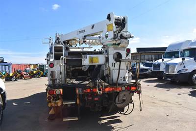 International DuraStar 4400 Single Axle Digger Derrick Truck