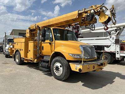 International DuraStar 4400 Single Axle Digger Derrick Truck - Automatic, 2012 Altec DM47BR Digger Derrick