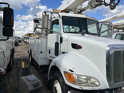 Peterbilt 335 Single Axle Digger Derrick Truck - 6 Spd, 2007 TEREX COMMANDER 4047 Digger Derrick