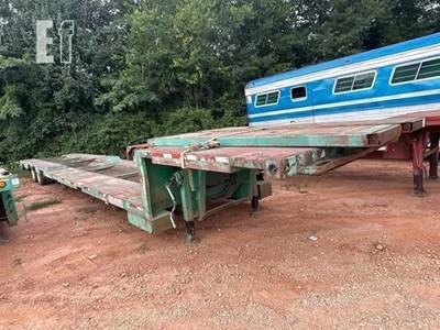 Trail King 53x102 Steel Drop Deck Trailer - Air Ride, Fixed Axle