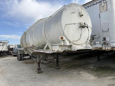 Butler 1025 CUBE Dry Bulk / Pneumatic Tank Trailer